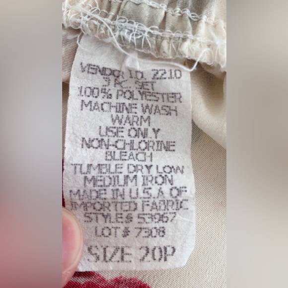 Unbranded floral skirt polyester size 20P red and off white - Picture 5 of 7